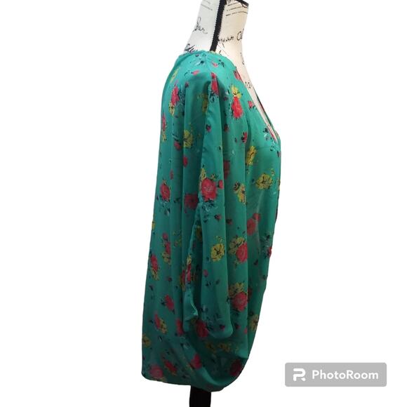 Charming Charlie Chiffon Shrug Green Floral Cardigan Size Small - Picture 3 of 9